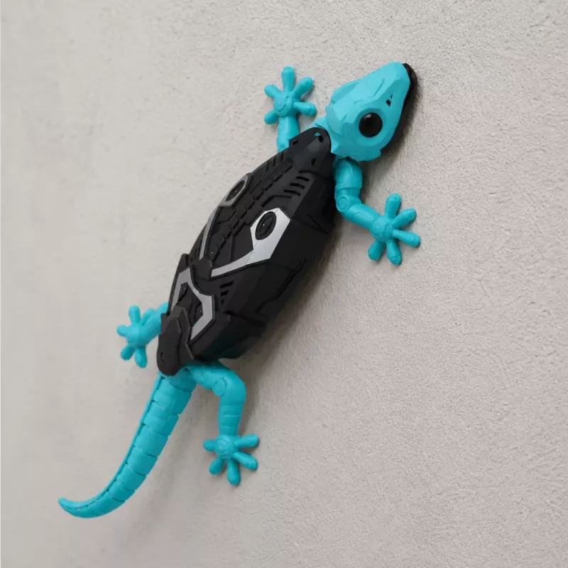 LEAN TOYS RC Gecko Lizard Wall-Climbing 360° Blue
