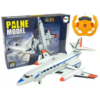 LEAN TOYS Remote Controlled Passenger Aircraft with LED Lights 40 MHz Pilot