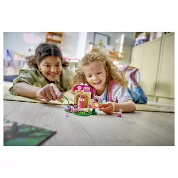 LEGO Gabby's Dollhouse Kitty Fairy's Garden House 11212 Building Set for Kids 4+ (130 Pieces)
