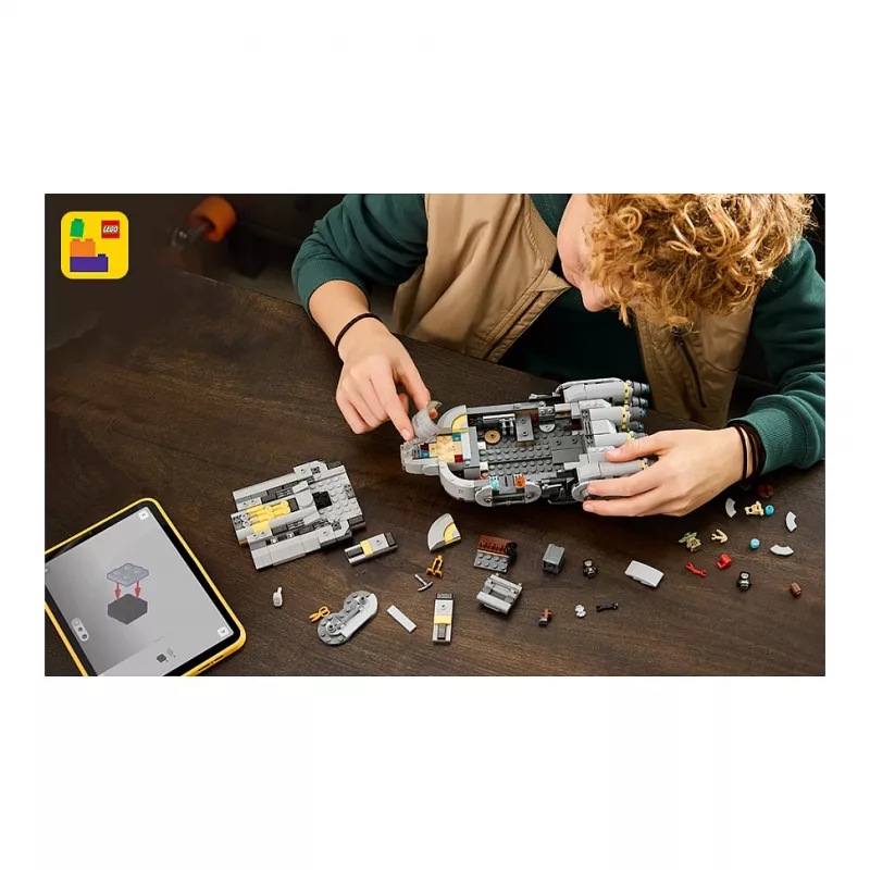 LEGO Star Wars 75445 Anzellan Starship Building Set