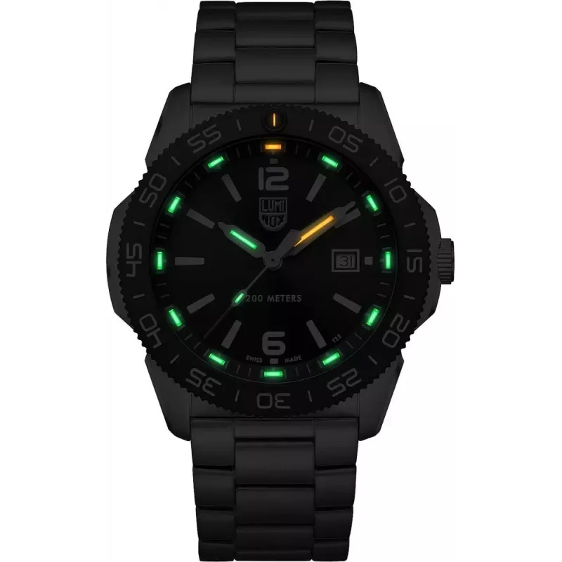 LUMINOX Men's Dive Watch XS.3137 44mm Carbonox Swiss Quartz