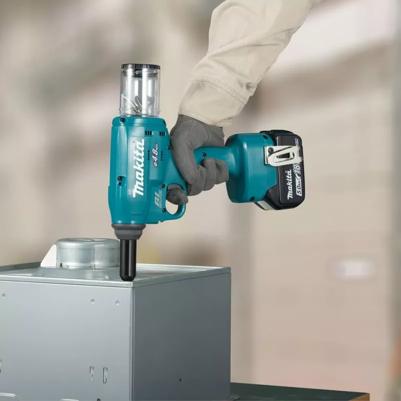 Makita DRV150ZJ 18V LXT Brushless Cordless Rivet Tool 10 kN 2.4-4.8 mm with Makpac Case