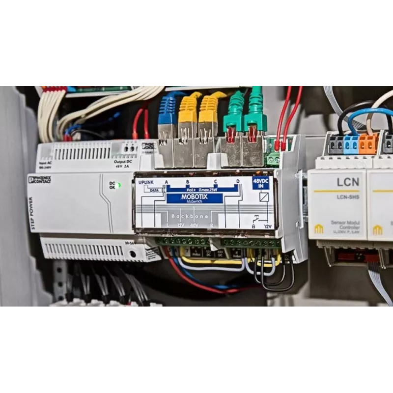 MOBOTIX MX-SWITCH1 - Network Switch - 4 x 10/100 (PoE+) - DIN Rail