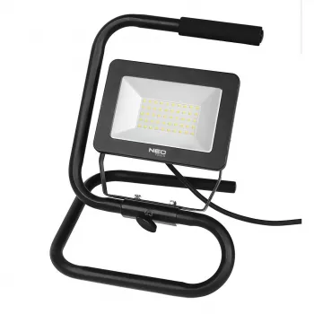 NEO TOOLS 99-063 20W COB LED Rechargeable Floodlight 1800lm IP65 with Power Bank