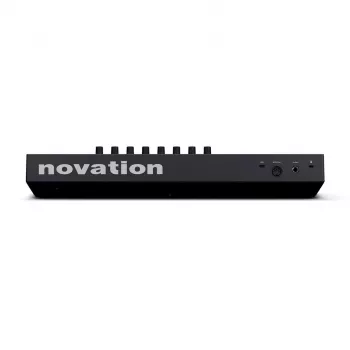 NOVATION Launchkey 25 MK4 MIDI Controller