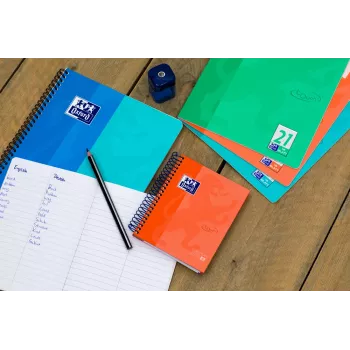 Oxford TOUCH Exercise Book - Green - A4+ - 80 Sheets - 90 g/m² - Lined Paper