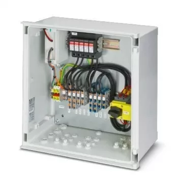Phoenix Contact SOL-SC-2ST-0-DC-2MPPT-1300FS Dual MPPT Photovoltaic Combiner Box with DC Fire Disconnectors and IP65 Enclosure