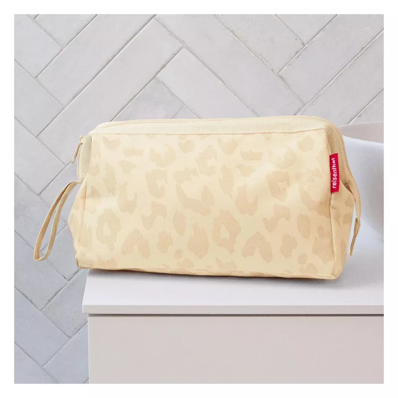 Reisenthel Travelcosmetic Toiletry Bag Leo Vanilla 4L Water-Repellent WC1043