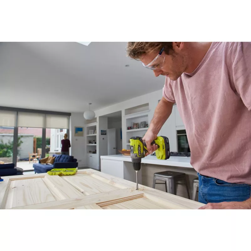 RYOBI ONE+ Cordless Drill Driver R18DD5-220S, 18V (Green/Black, 2x Li-Ion 2.0Ah Batteries, Bag)