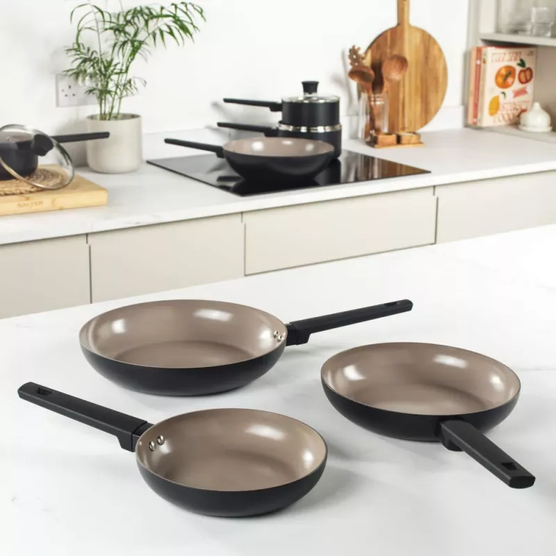 Salter BW12872EU7 Ceramic 28 cm Fry Pan - Megastone Collection, Induction Compatible, Non-Stick, Dishwasher Safe