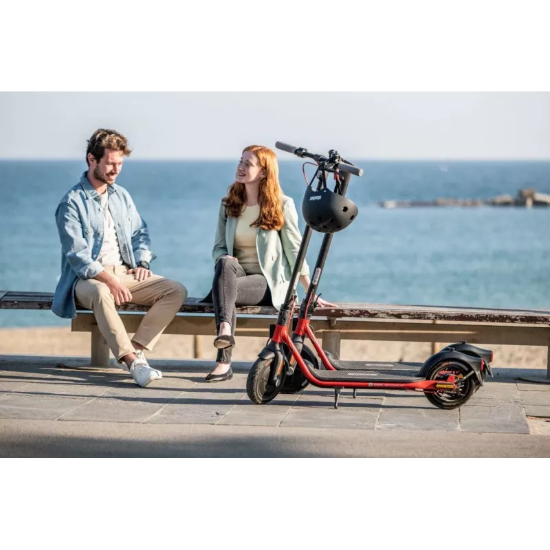 Segway Ninebot eKickscooter D38E Black Red