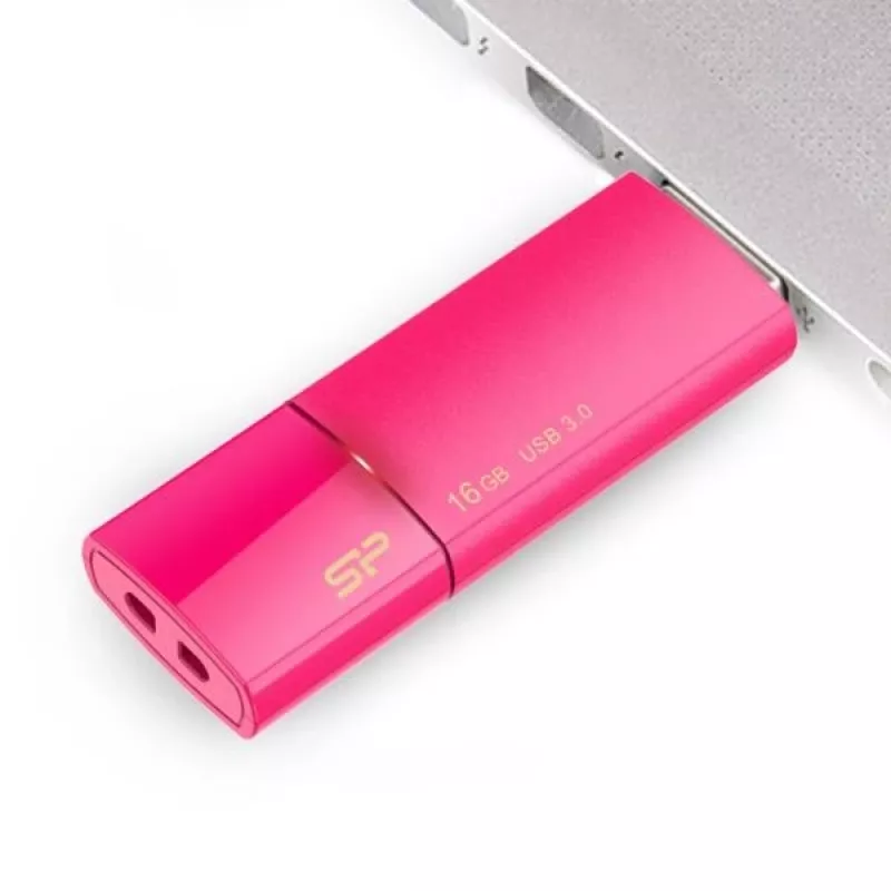 Silicon Power Blaze B05 16GB USB 3.2 Gen 1 Flash Drive - Black