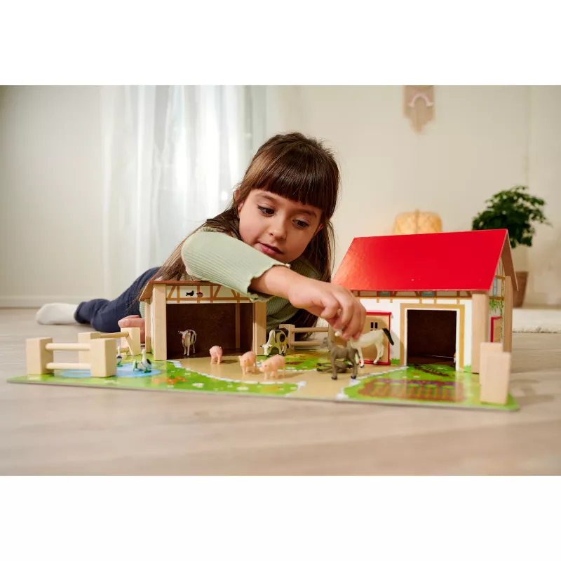 SIMBA-DICKIE Farm with Accessories – Large Farmyard Playset with Barn, Stable, Farmer, Animals & Feeding Tools for Kids Aged 3-8