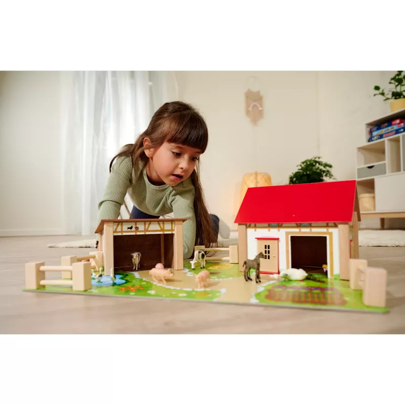 SIMBA-DICKIE Farm with Accessories – Large Farmyard Playset with Barn, Stable, Farmer, Animals & Feeding Tools for Kids Aged 3-8