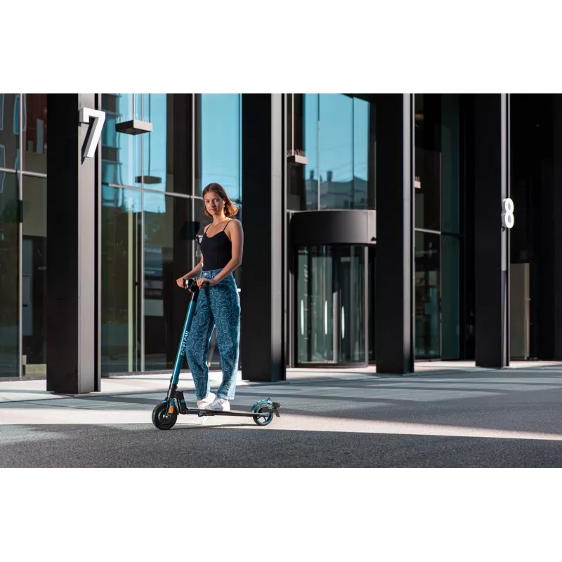 SoFlow SO1 Electric Scooter, Black/Turquoise, 20 km/h, 100 kg Load Capacity