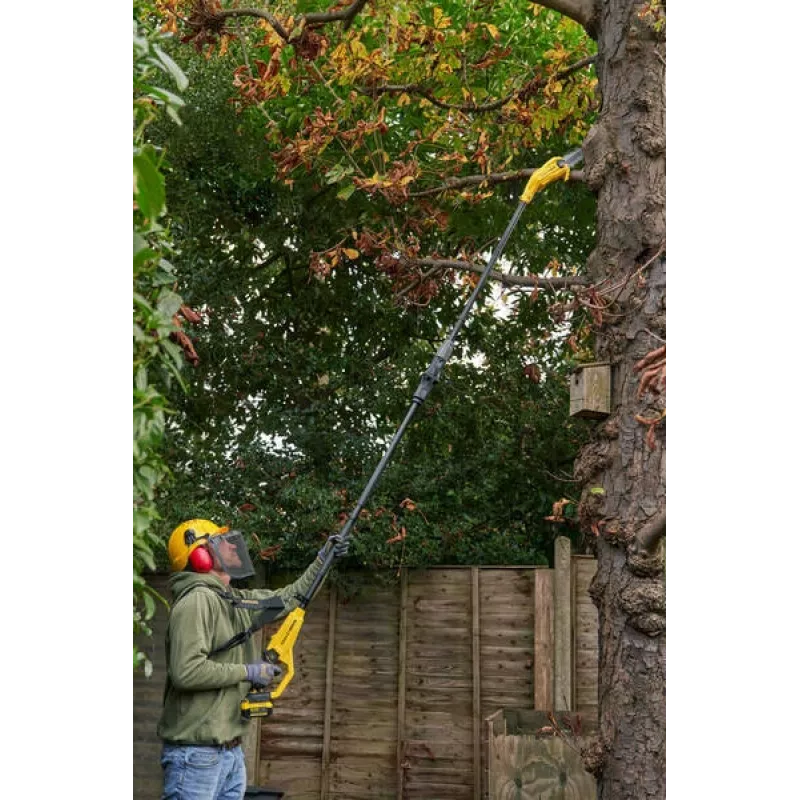 Stanley Cordless Chainsaw SFMCPS720M1-QW, 18V, 20cm (8 inch)