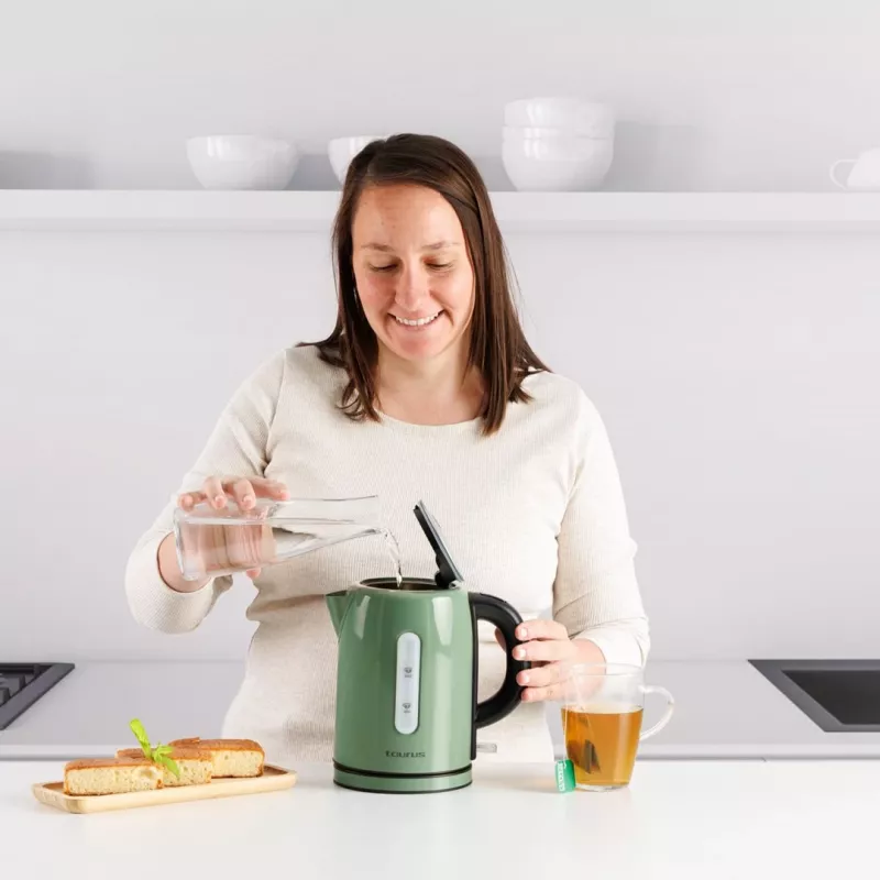 Taurus Vintage Compact Olive 1L Electric Kettle 958576000