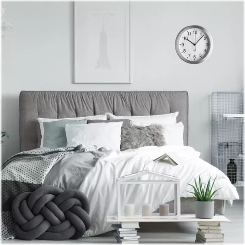 TFA 98.1091 Wall Clock - Quartz Analog, White Dial, Black Hands, 25 cm, Wall-Mountable