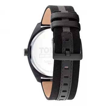Tommy Hilfiger Men's Watch 1792039 45 mm Blue Dial Brown Leather
