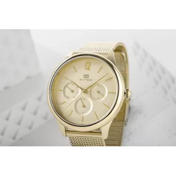 Tommy Hilfiger Women's 1782458 Quartz Analog Watch 38mm Silver Stainless Steel