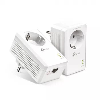 TP-Link AV1000 Gigabit Passthrough Powerline Starter Kit (TL-PA7017PKIT)