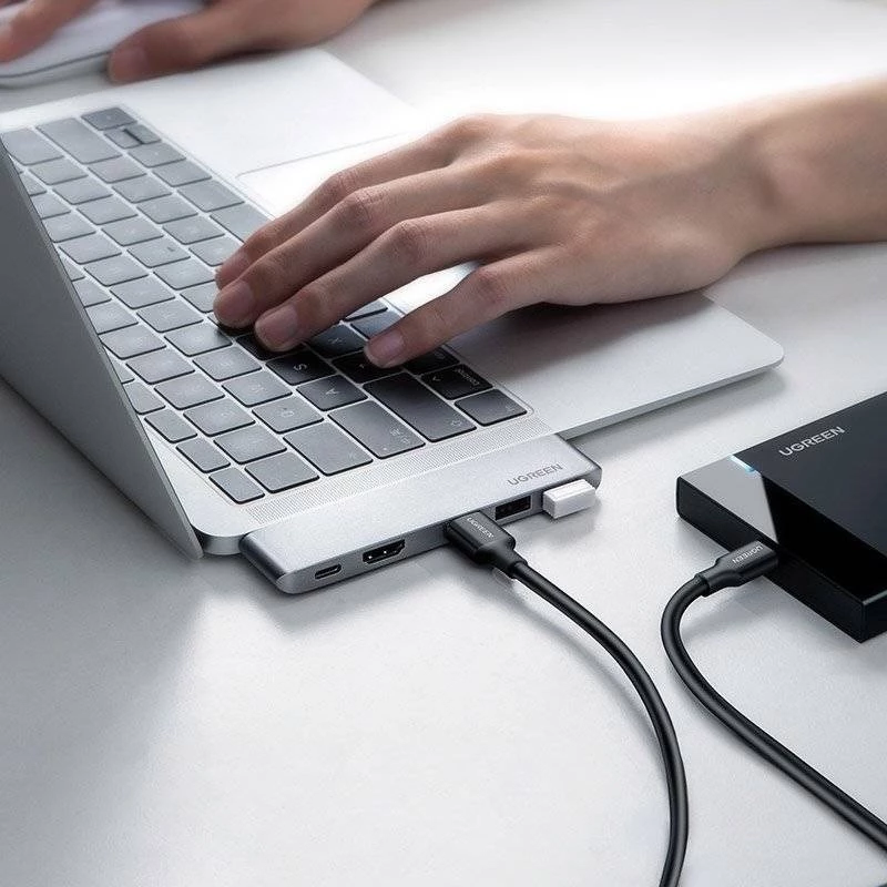 UGREEN 60559 USB-C Docking Station 9-in-1 Hub with 4K HDMI, 3x USB 3.0, Gigabit Ethernet, SD/MicroSD, 100W PD, Silver