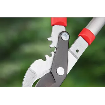 Verto 15G256 Bypass Lopper 680 mm, 35 mm Cutting Capacity, High Carbon Steel Blade, Aluminum Handles