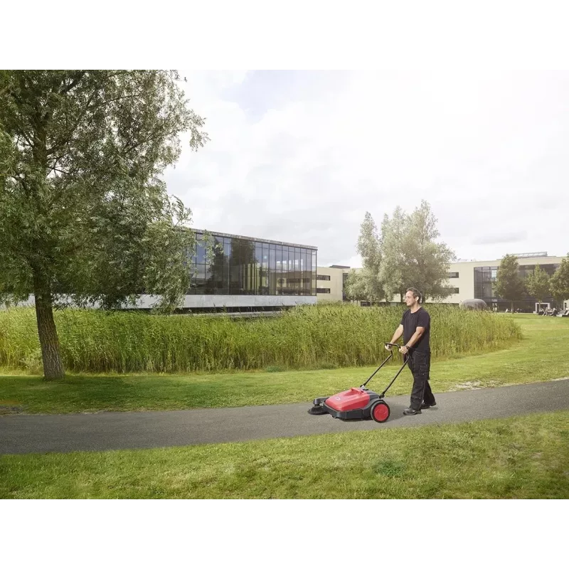 VIPER Manual Push Sweeper 50000492, 680 mm Sweeping Width, 38 L Hopper, Indoor & Outdoor