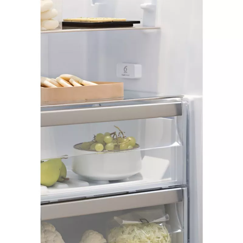 Whirlpool SW8 AM2Y WR2 Freestanding Refrigerator, 363L, White, Energy Class E
