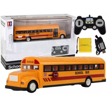 Yellow School Bus Remote Control R/C Opening Door 4690 Lean Toys